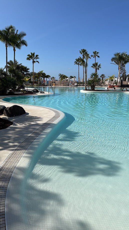 Tivoli La Caleta Tenerife Resort-泳池
