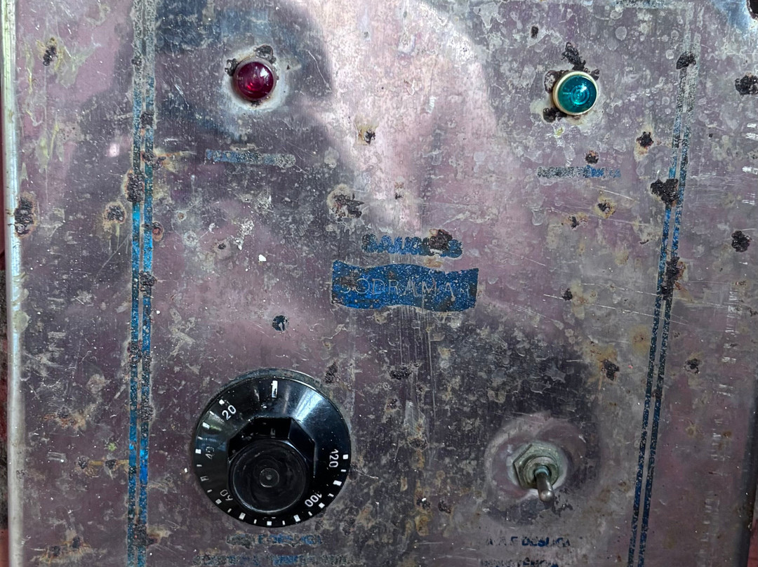 Flamboyant Hotel主图