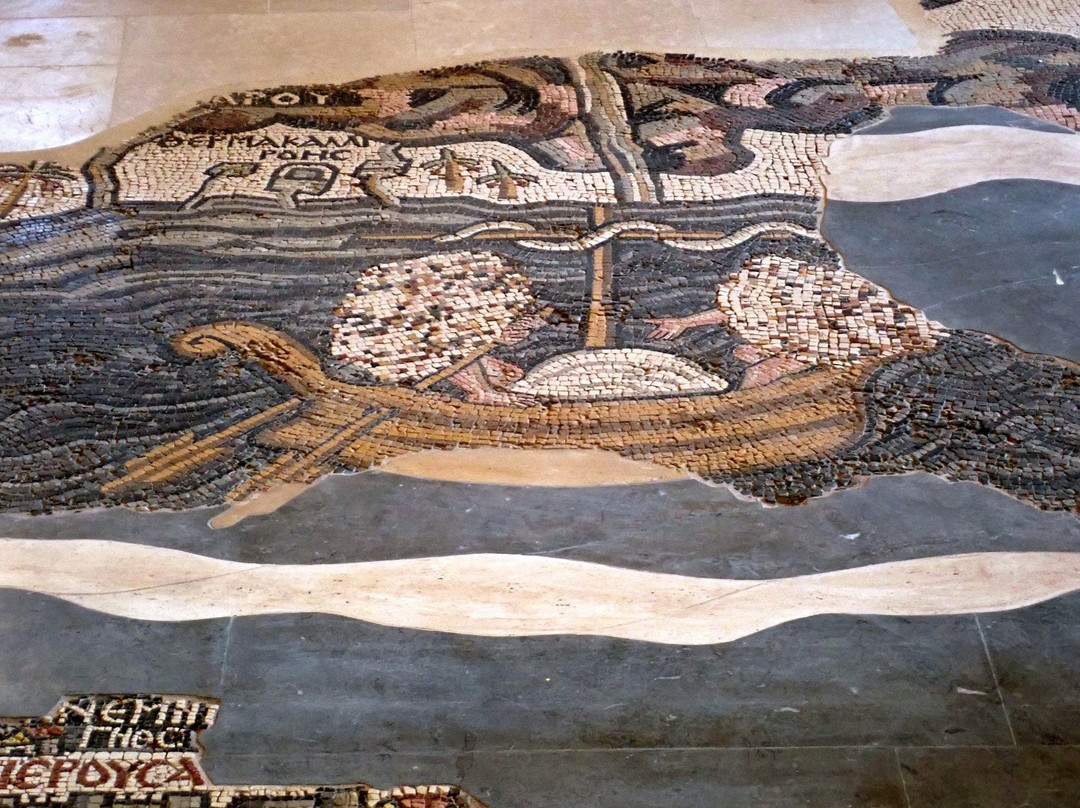 马达巴马赛克地图-米底巴必去景点