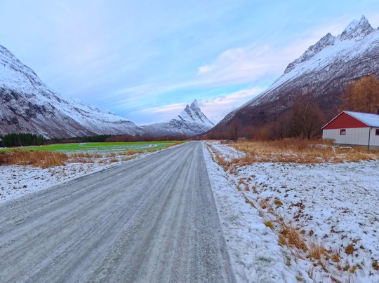 The Lyngen Alps-特罗姆瑟必去景点