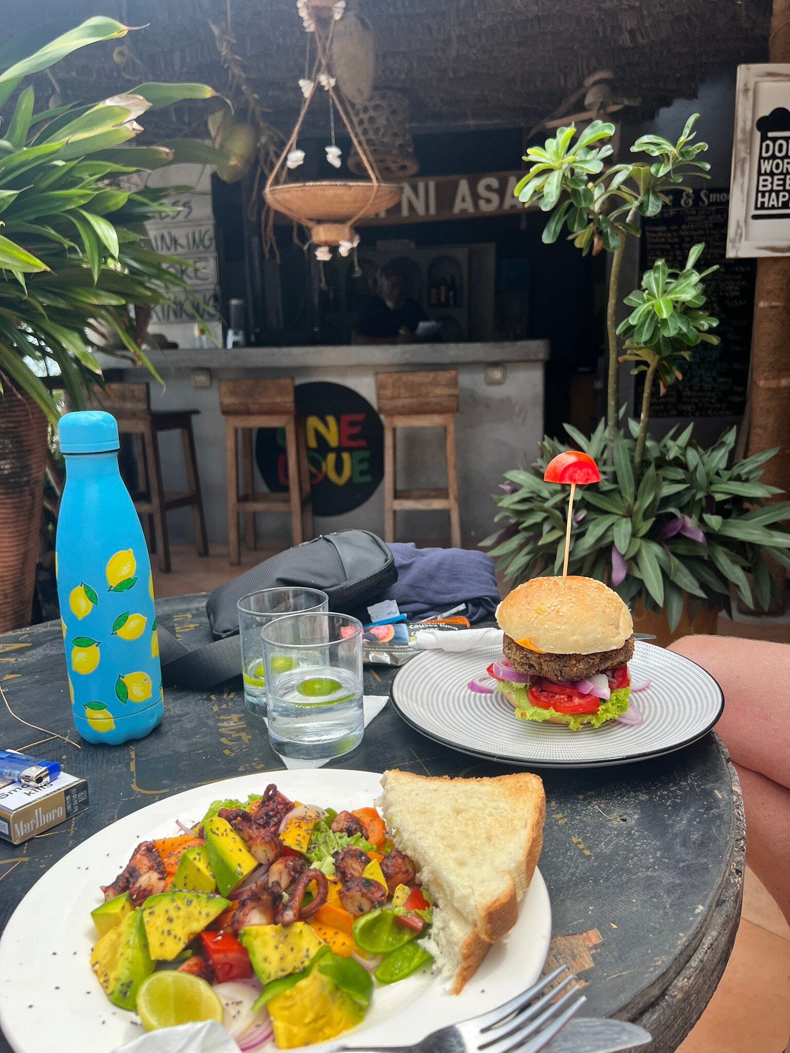 穆布芋泥沙滩酒店-官方