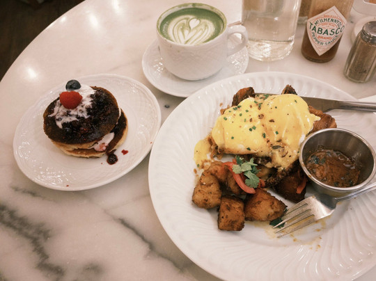 Breakfast Lovers Alfama