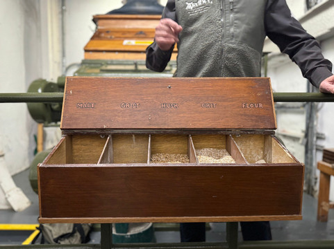 Ardbeg Distillery-Port Ellen必去景点