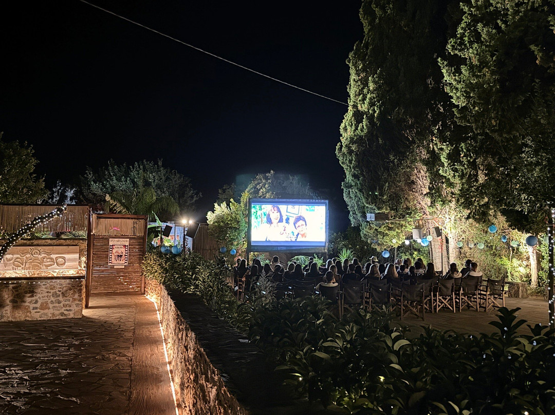 Open Air Cinema-Neo Klima必去景点