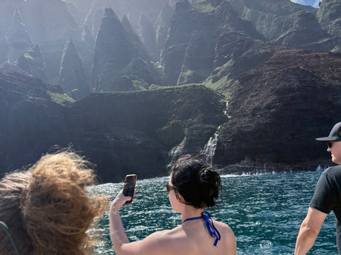 Blue Dolphin Charters-埃里埃利必去景点