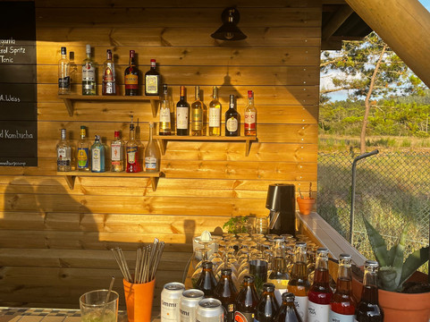 Wave Nest Surfcamp-Quiaios必去景点