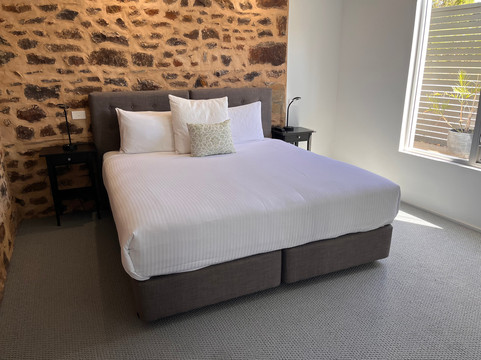 巴罗莎设拉子酒店主图