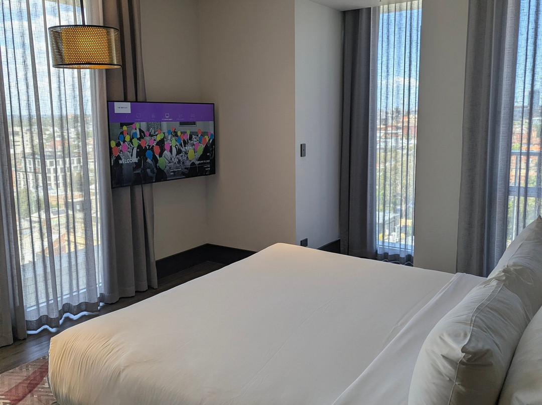 莫特利酒店主图