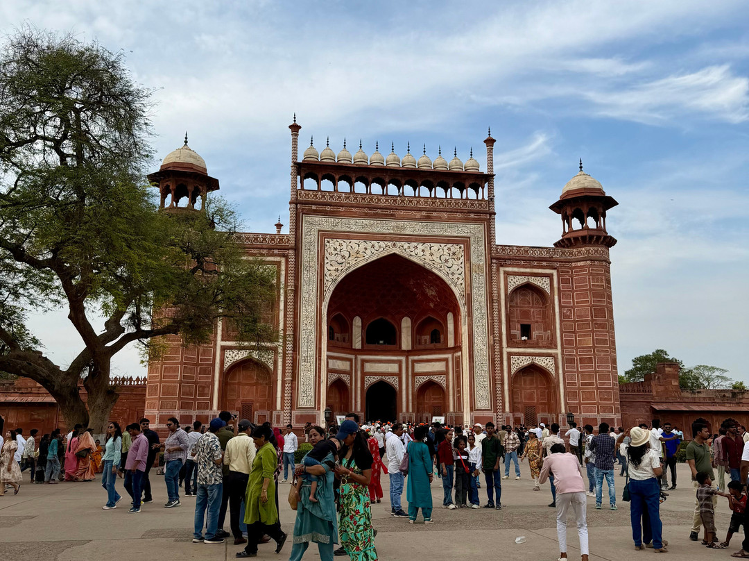 Taj Holiday Tour-阿格拉必去景点