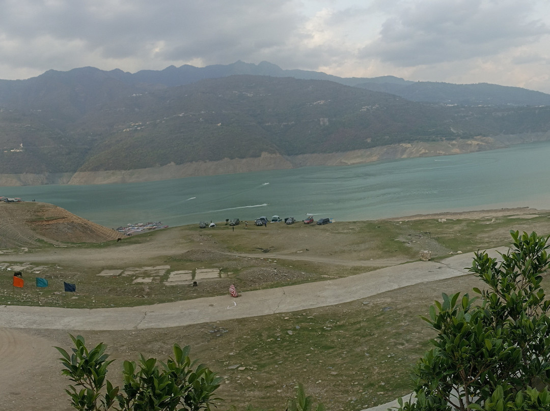 Hotel le Roi Lake View Koti主图