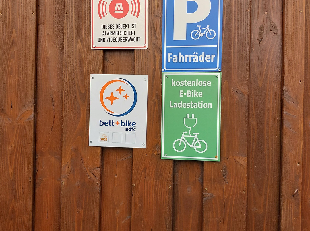 祖普斯特酒店主图