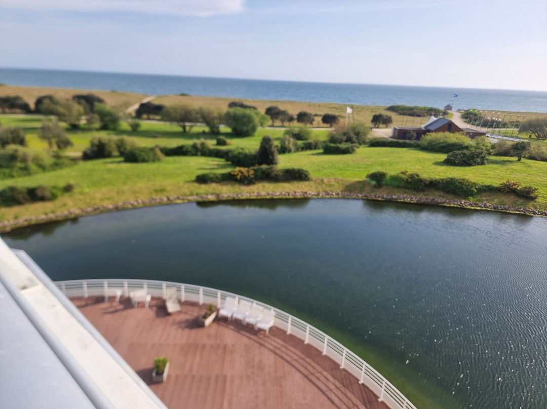 美丽华拉西加尔海水浴及 Spa 酒店主图