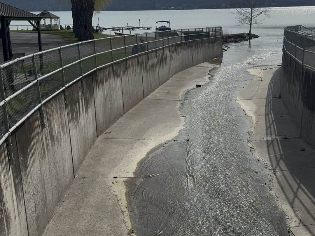 Keuka Lakeside Inn主图
