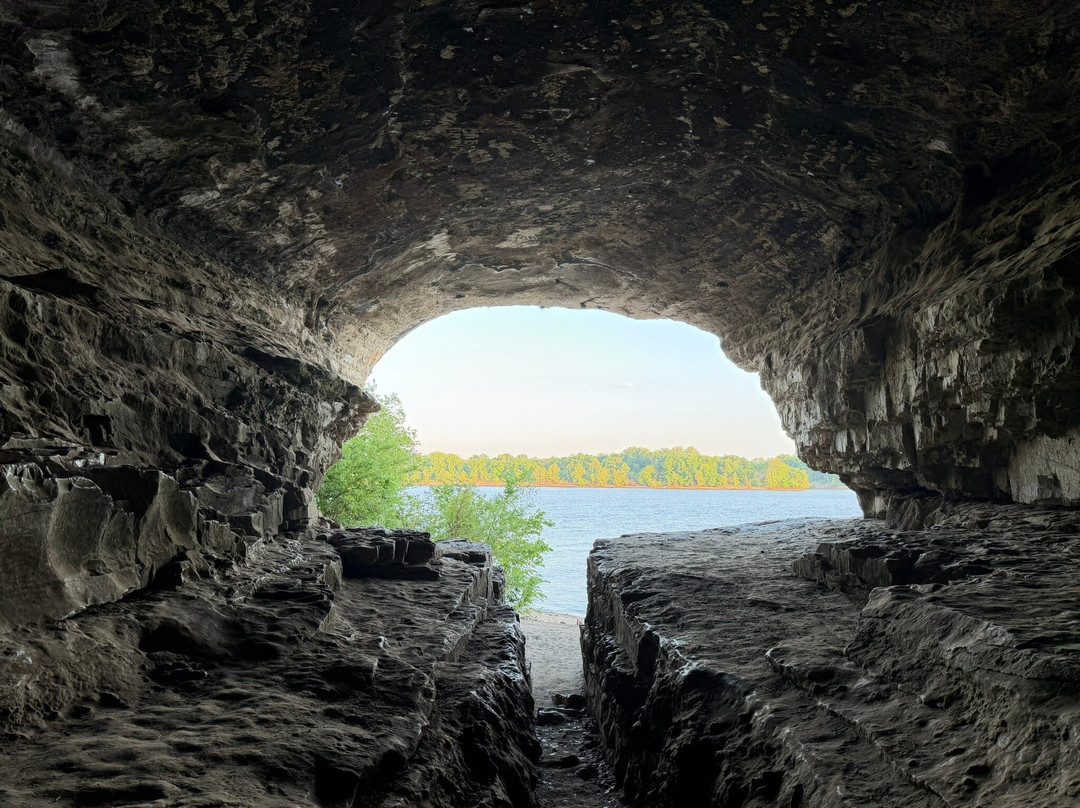Cave-in-Rock State Park-Cave in Rock必去景点