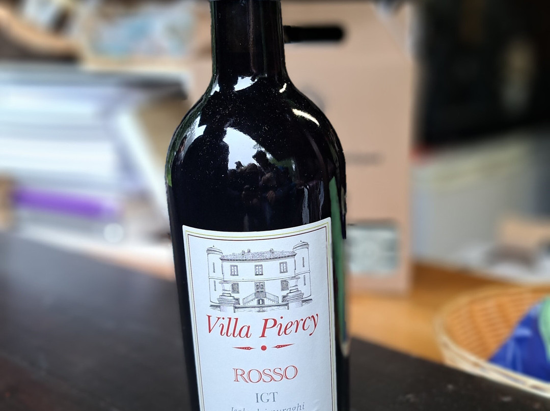 Villa Piercy-Bolotana必去景点