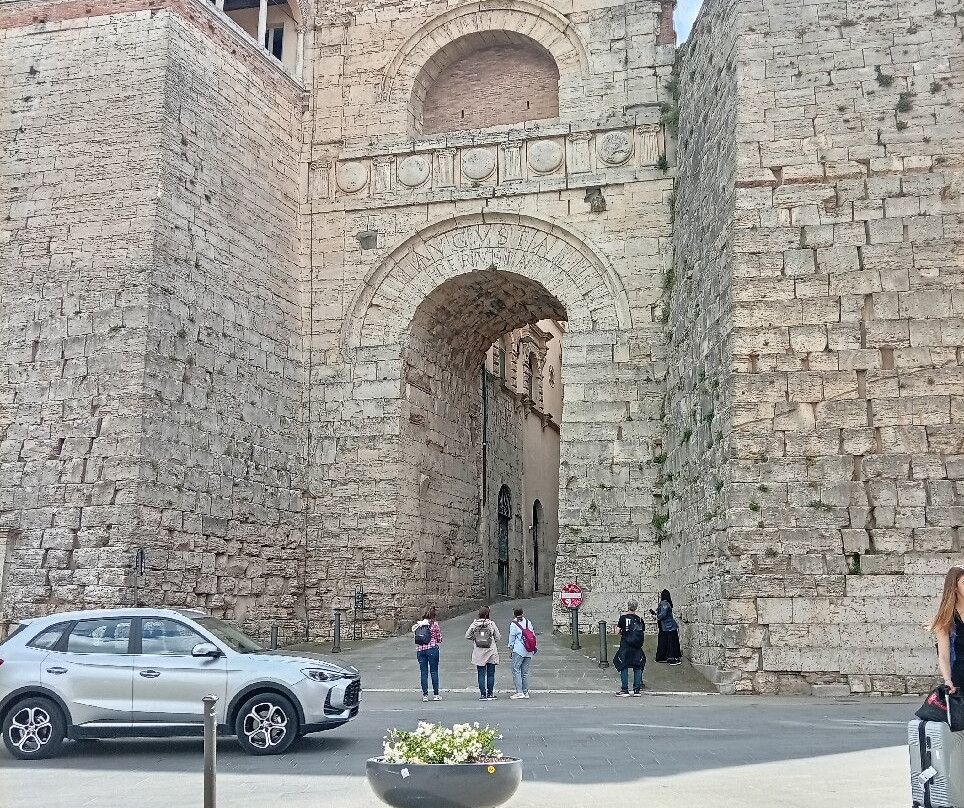 Arco Etrusco-佩鲁贾必去景点