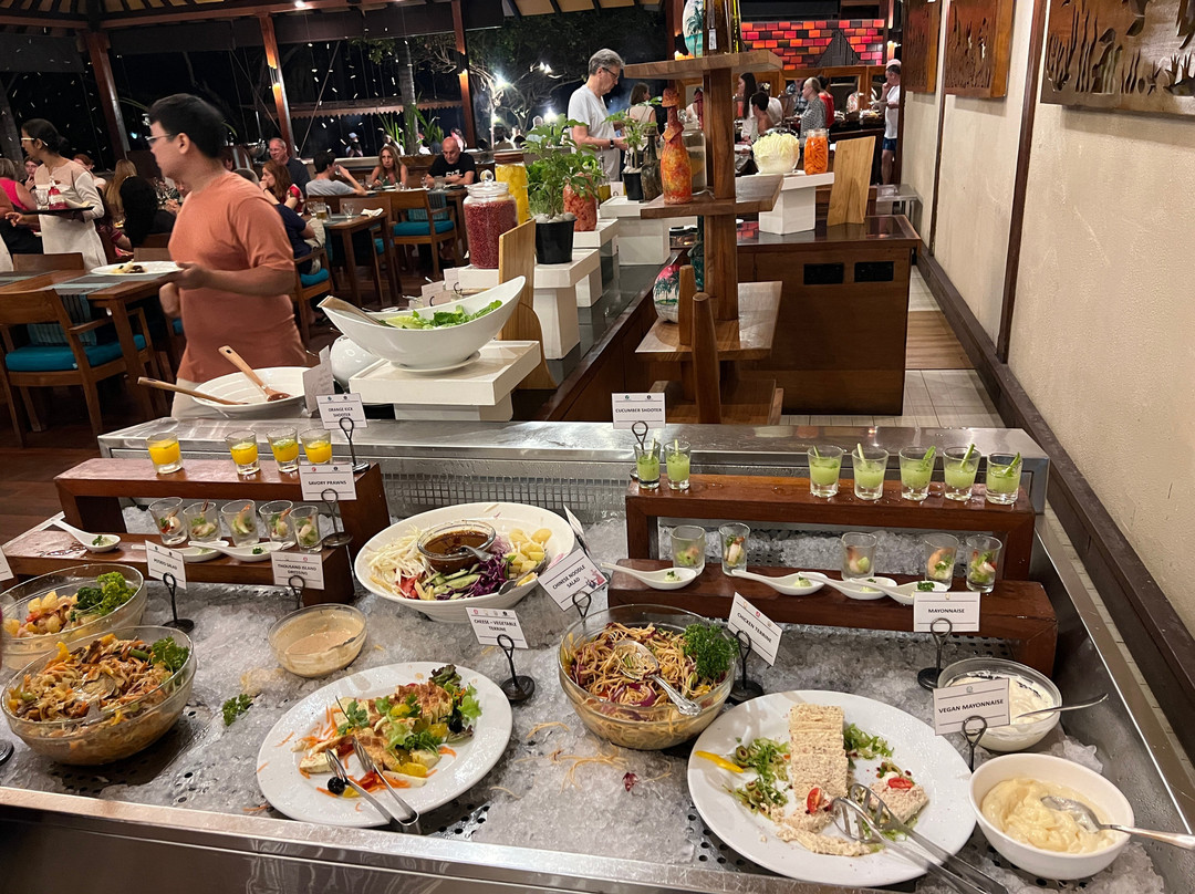 阿达兰卓越水上别墅-24小时餐饮畅享高级全包主图