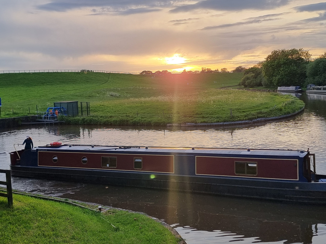 Drifting Wood Canal Breaks-Grindley Brook必去景点