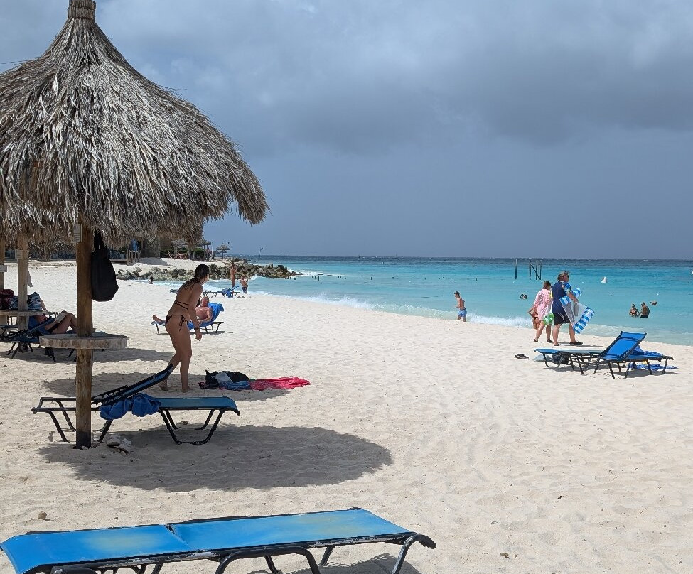Divi Beach-奥腊涅斯塔德必去景点