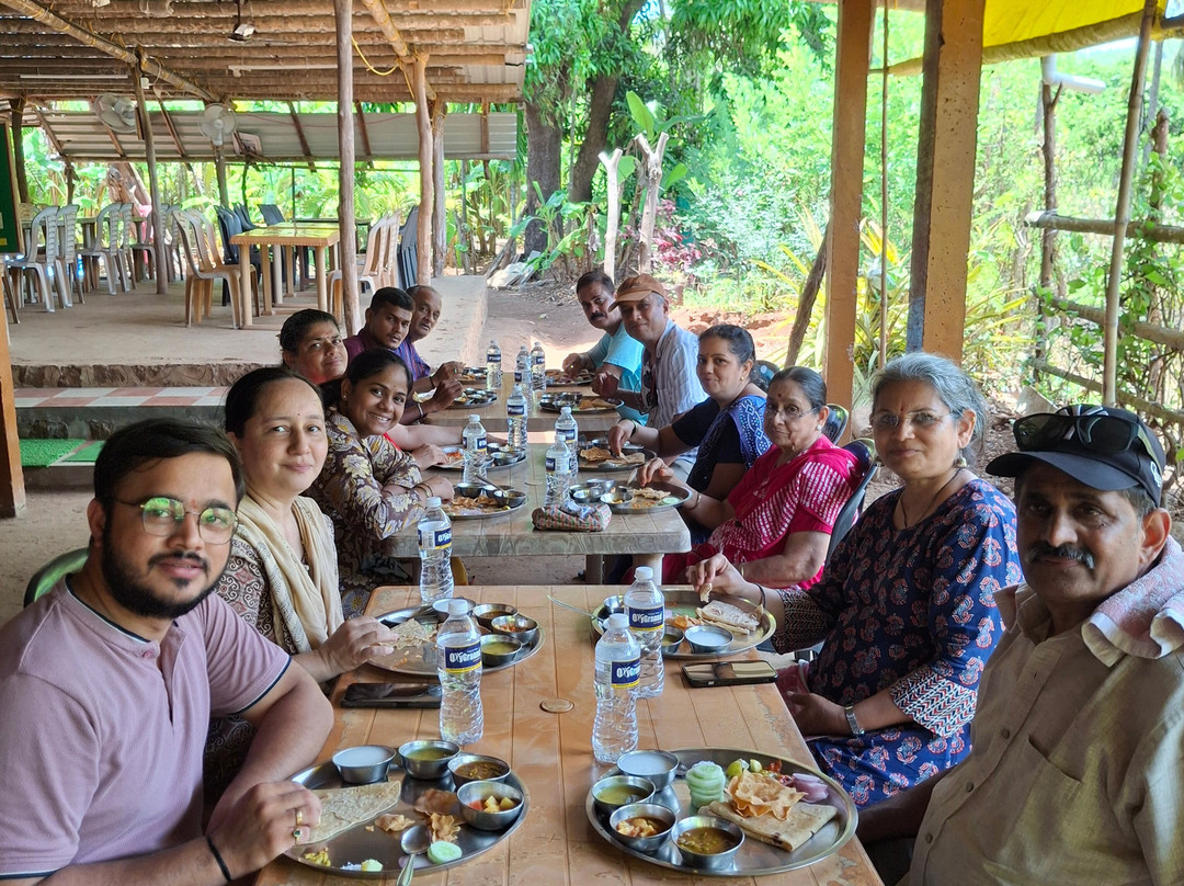 Raigad District餐馆和美食-Ashokvan Pure Veg