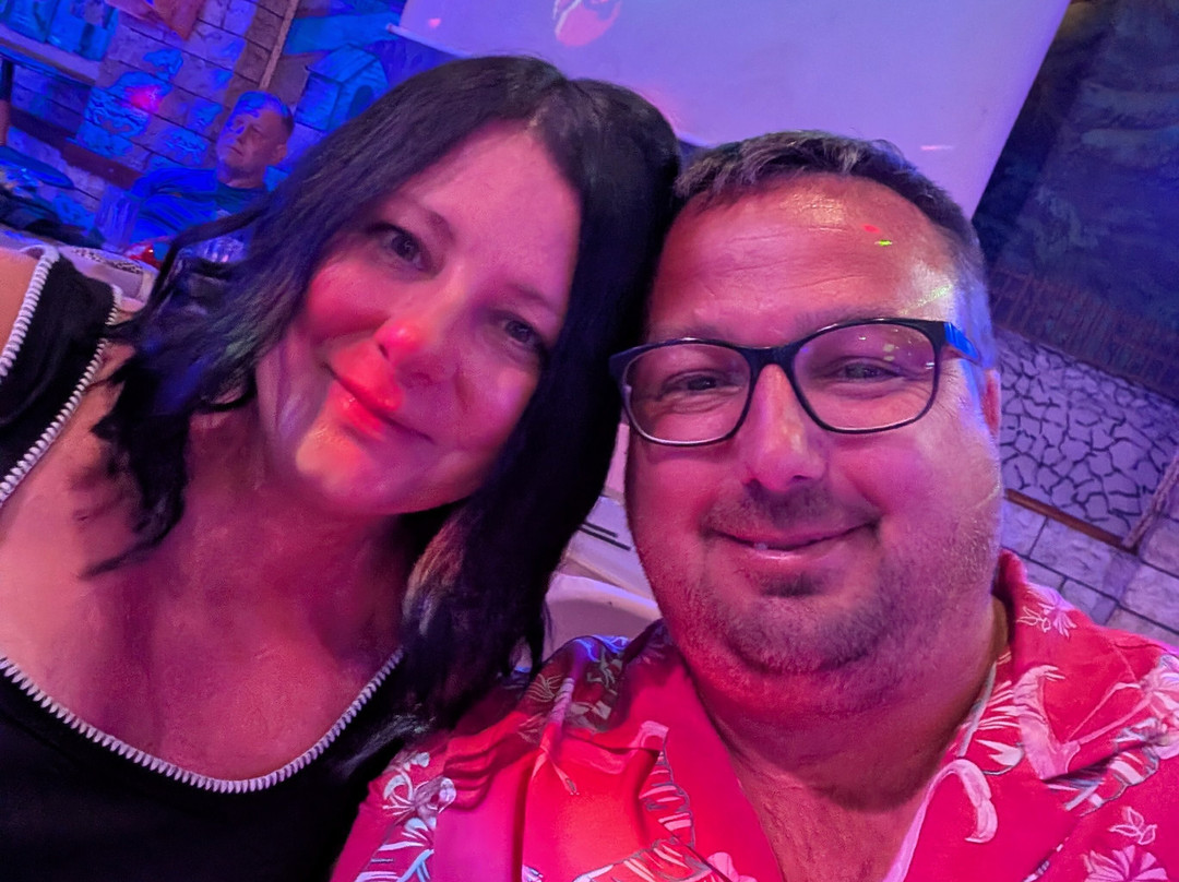 Maria's Famous Karaoke Fun Pub-Kavos必去景点