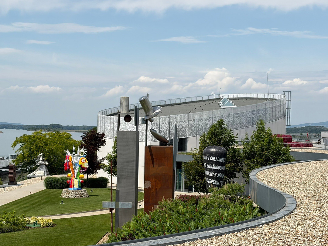 Danubiana Meulensteen Art Museum-布拉迪斯拉发必去景点