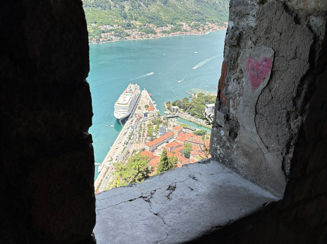 Kotor Fortress-Spiljari必去景点
