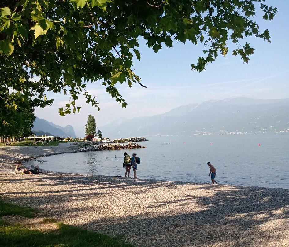 Spiaggia Degli Ulivi-Toscolano-Maderno必去景点