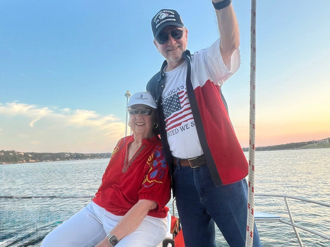 Sail Austin Charters - Private Tours-Lakeway必去景点