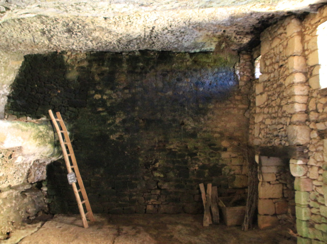 Village Troglodytique de la Madeleine-Tursac必去景点
