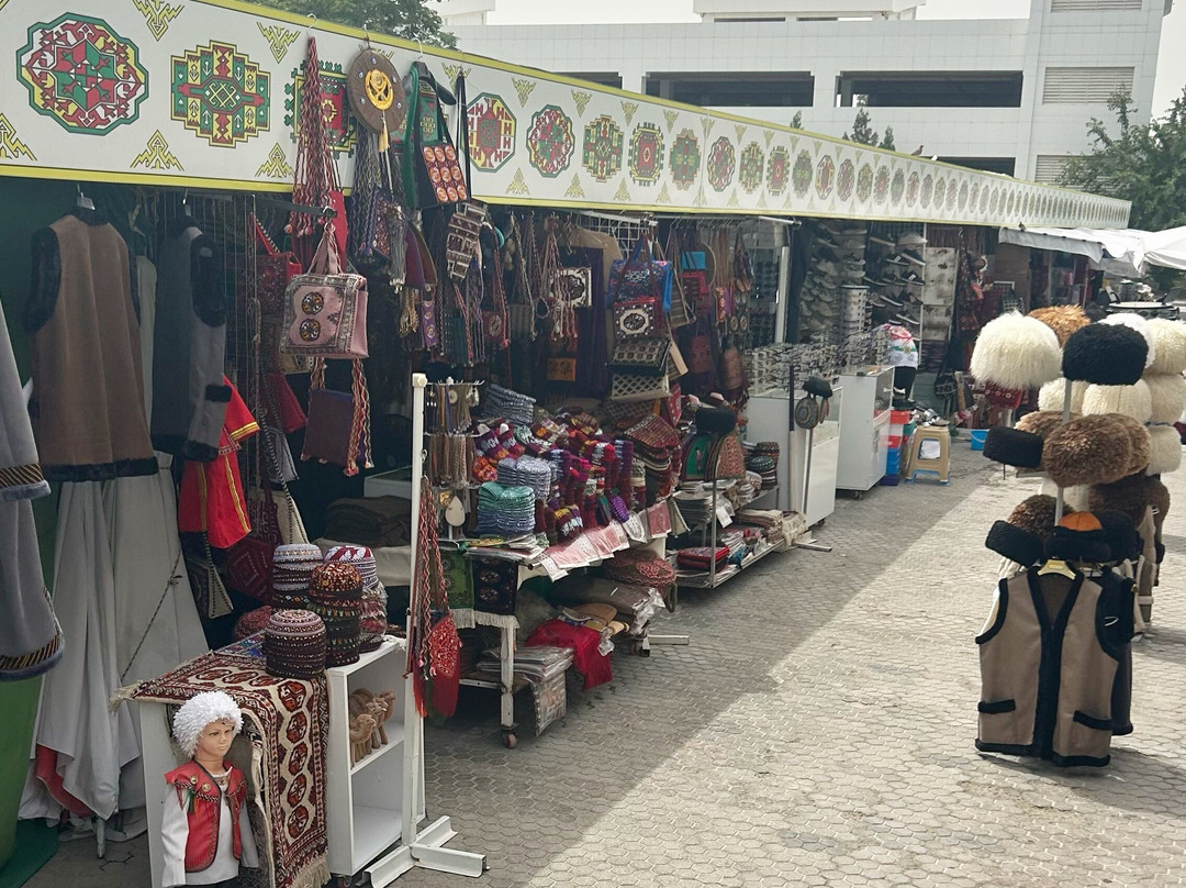 Russian Bazaar-阿什哈巴德必去景点