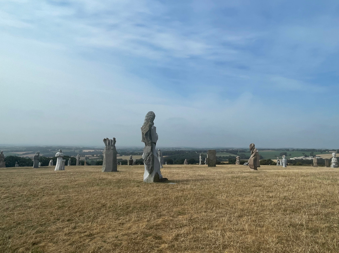 La Vallée des Saints-Carnoet必去景点