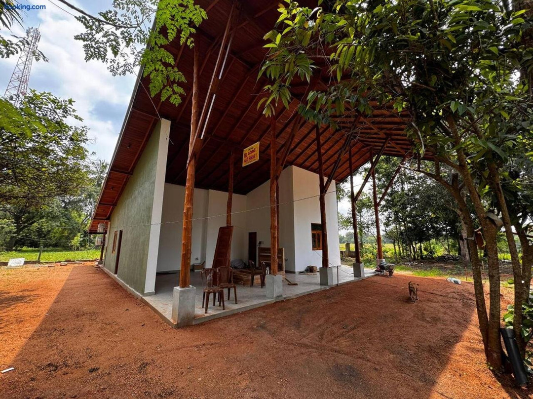 Hunuvilagama Safari Lodge -Wilpattu
