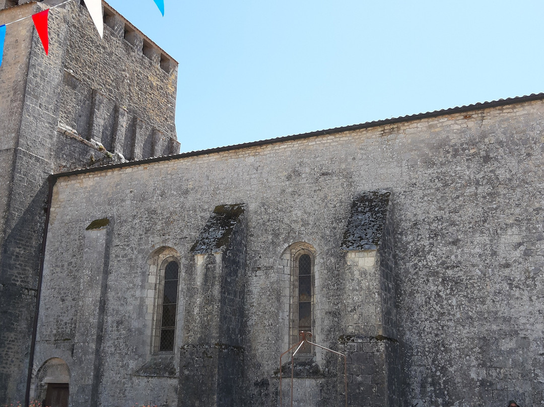 Eglise Saint Pierre-Mornac sur Seudre必去景点