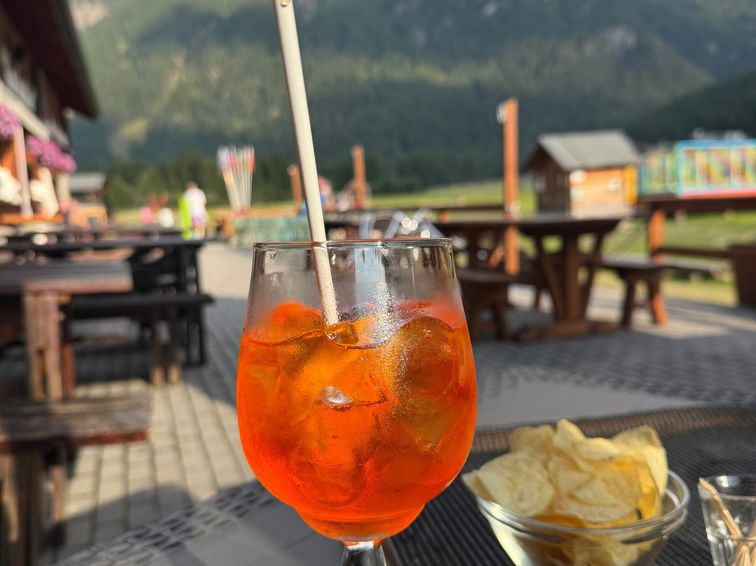 潘德兰奇尼酒店主图