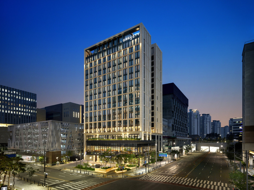 首尔板桥革兰维迪酒店, 傲途格精选