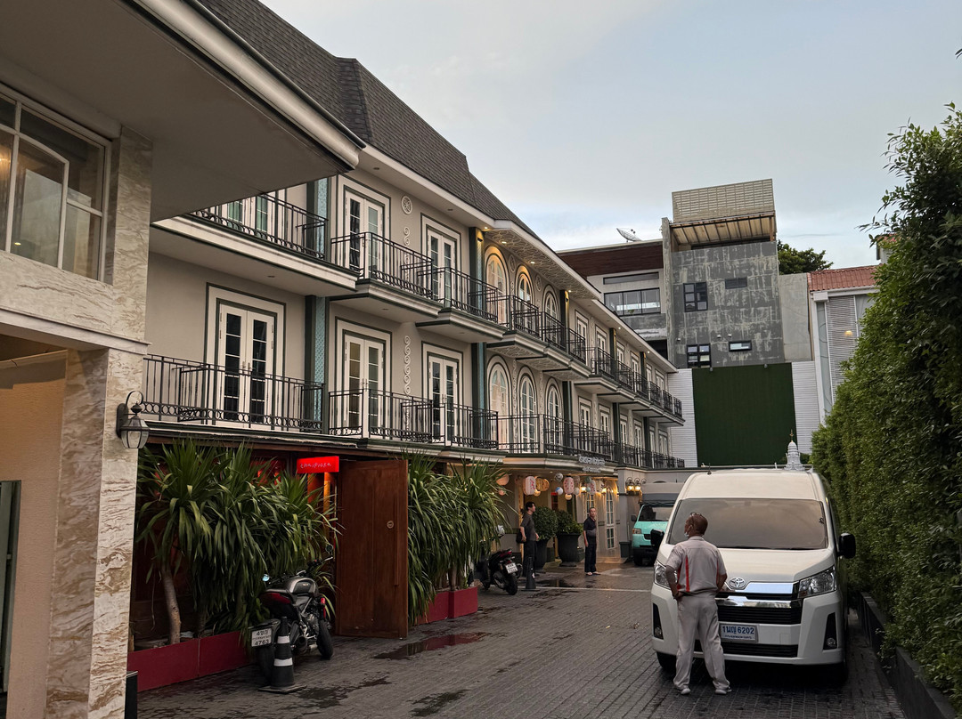 素坤逸通罗一号拉珀蒂特莎丽尔酒店主图