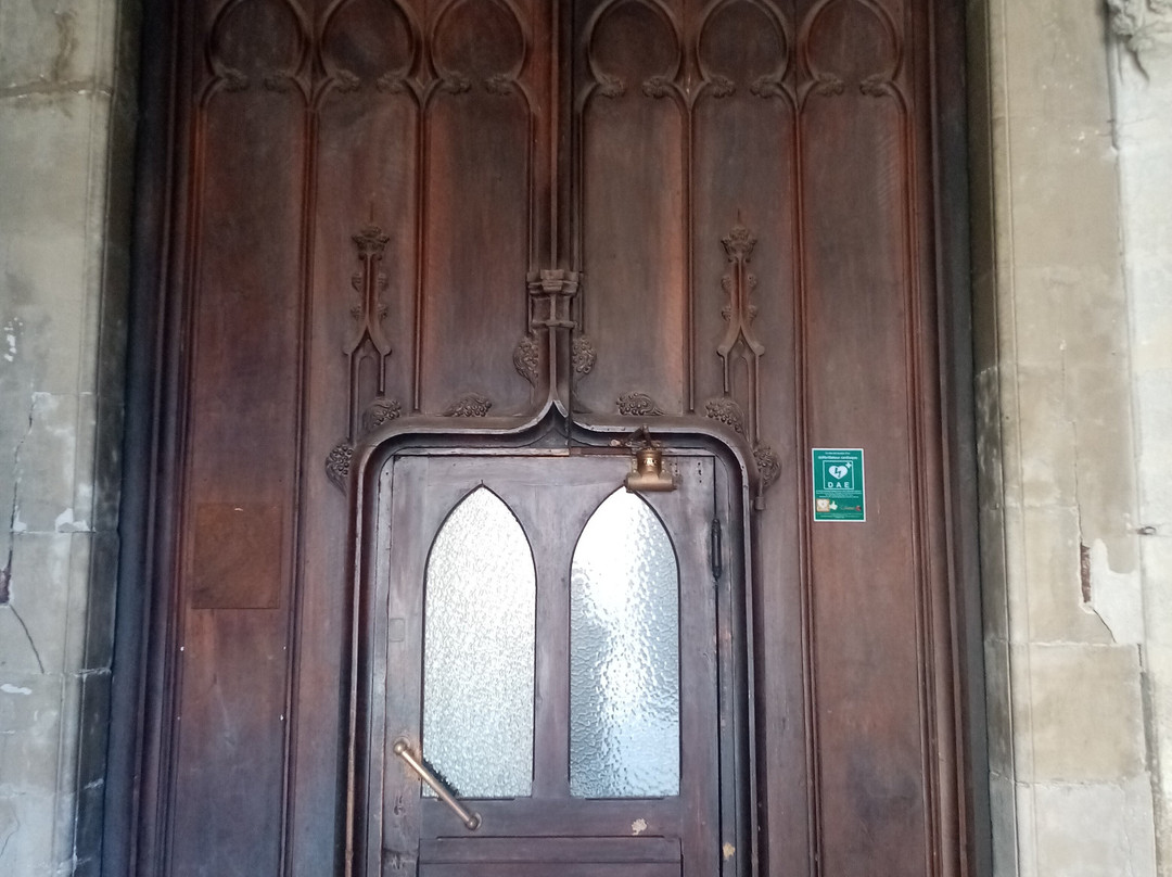 Eglise Saint-jacques-de-villegoudou-卡斯特尔必去景点