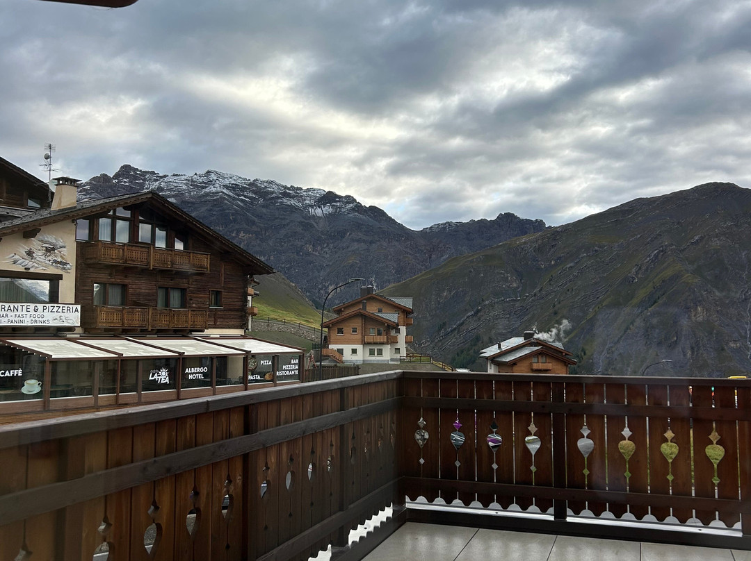Alpino Lodge Bivio主图