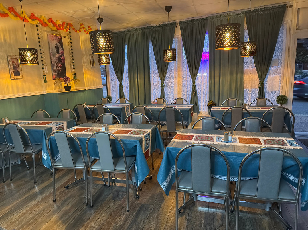 Thisha Curry House