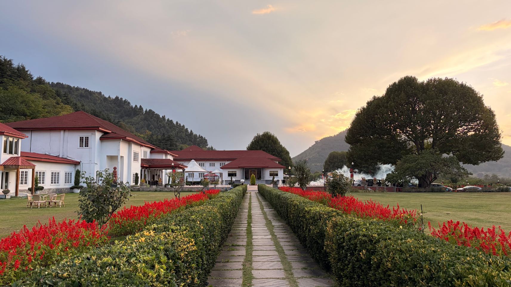 拉利特大皇宫斯里纳格酒店-旅行者