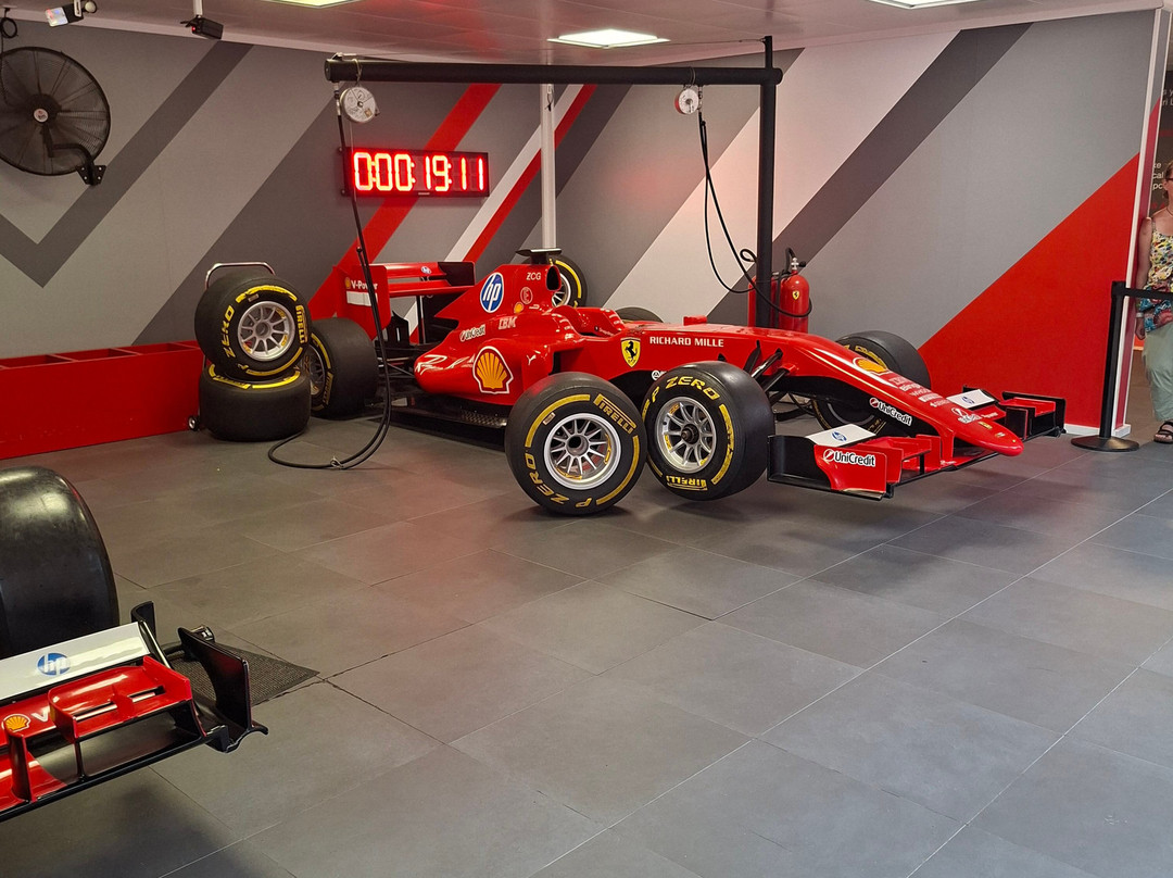 Ferrari Land-Vila Seca必去景点