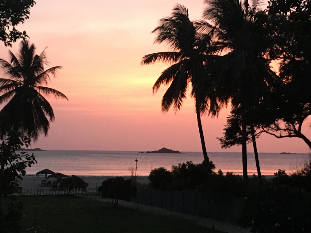 鸽子岛海滩度假村