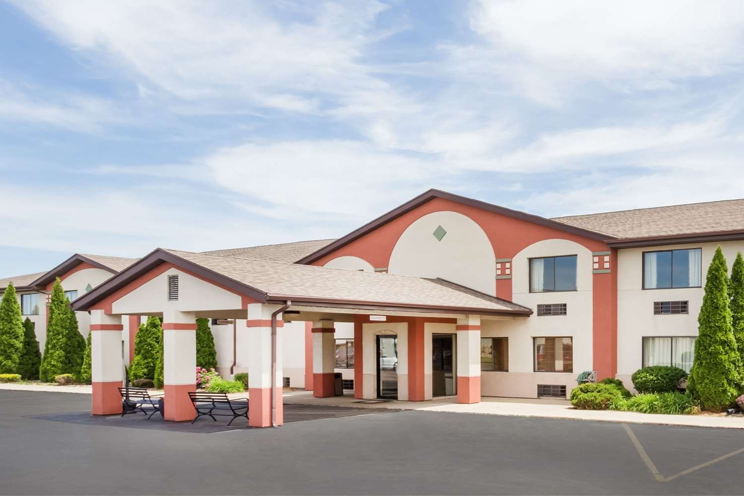 Super 8 by Wyndham Plymouth-官方