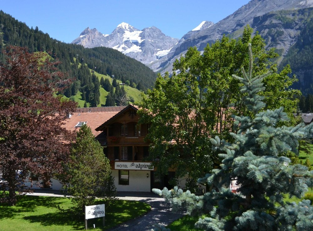 Alpina Hotel
