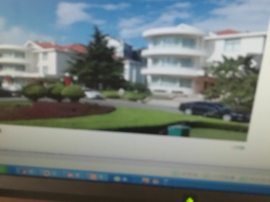 德宝花园大酒店主图