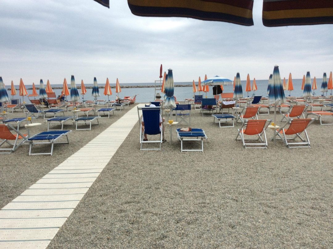 San Bartolomeo al Mare酒店住宿-Hotel Fortuna