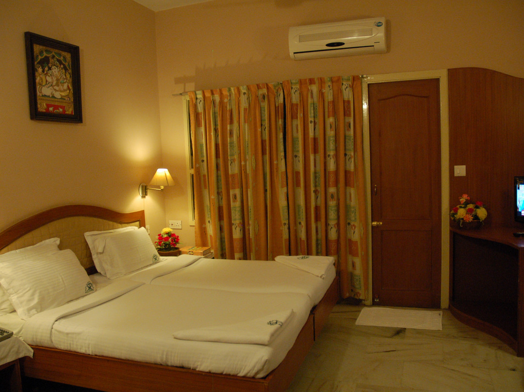 Hotel Saradharam
