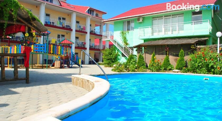 Otel' Paradise