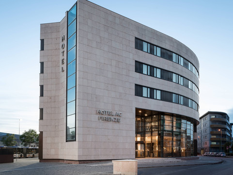 佛罗伦萨万豪AC酒店主图